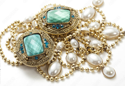 Antique Jewellery (100 years and Older)