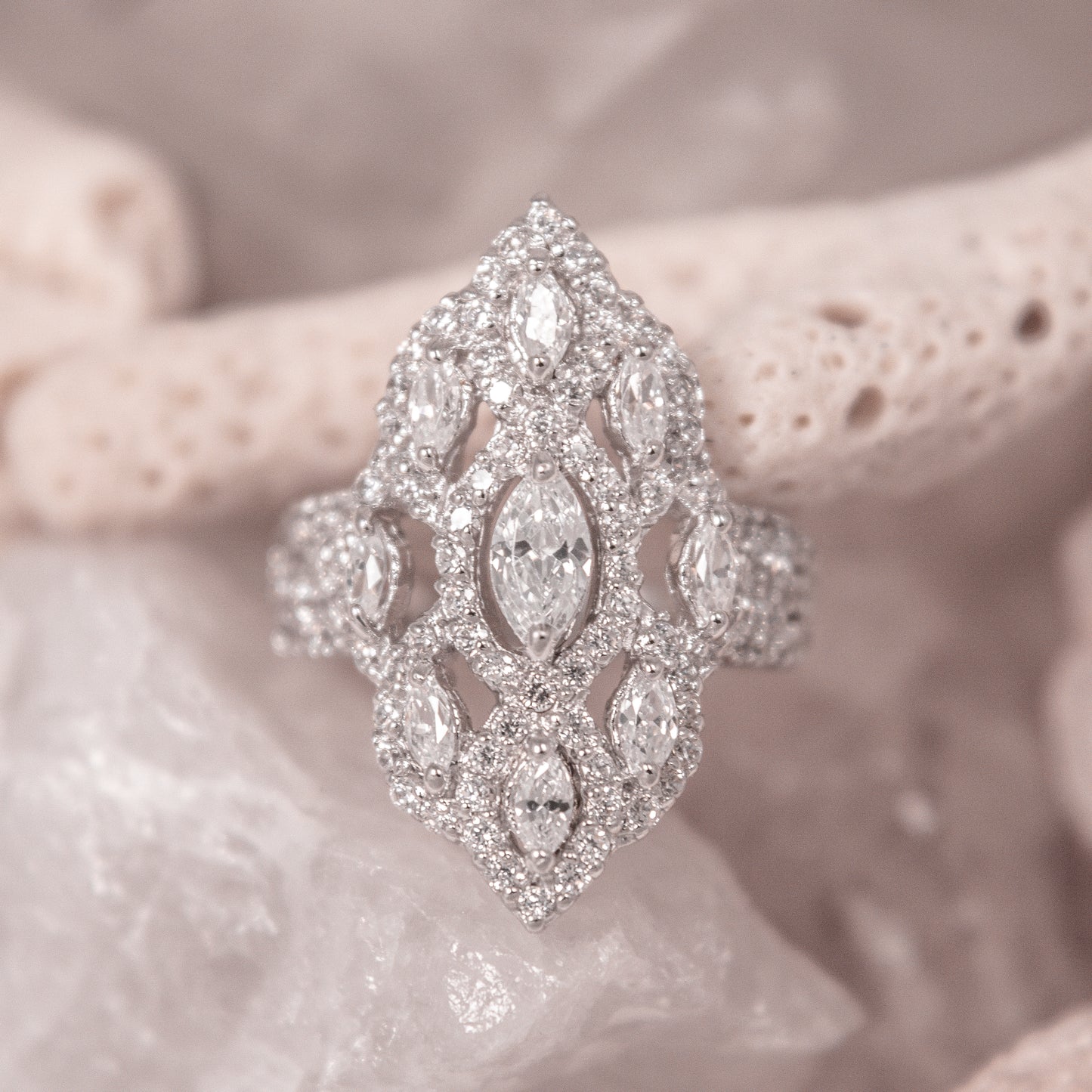 A0876- Vintage art deco-style sterling silver ring