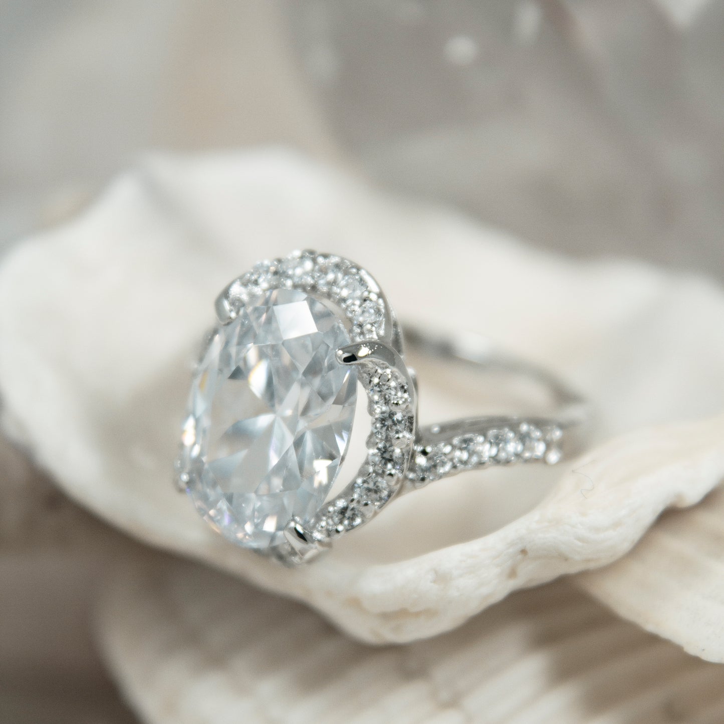 A0997- Modern Large clear AAA cubic zirconia ring